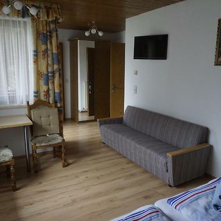 Pension-Ferienwohnung Rotar ファアーク・アム・ゼー エクステリア 写真