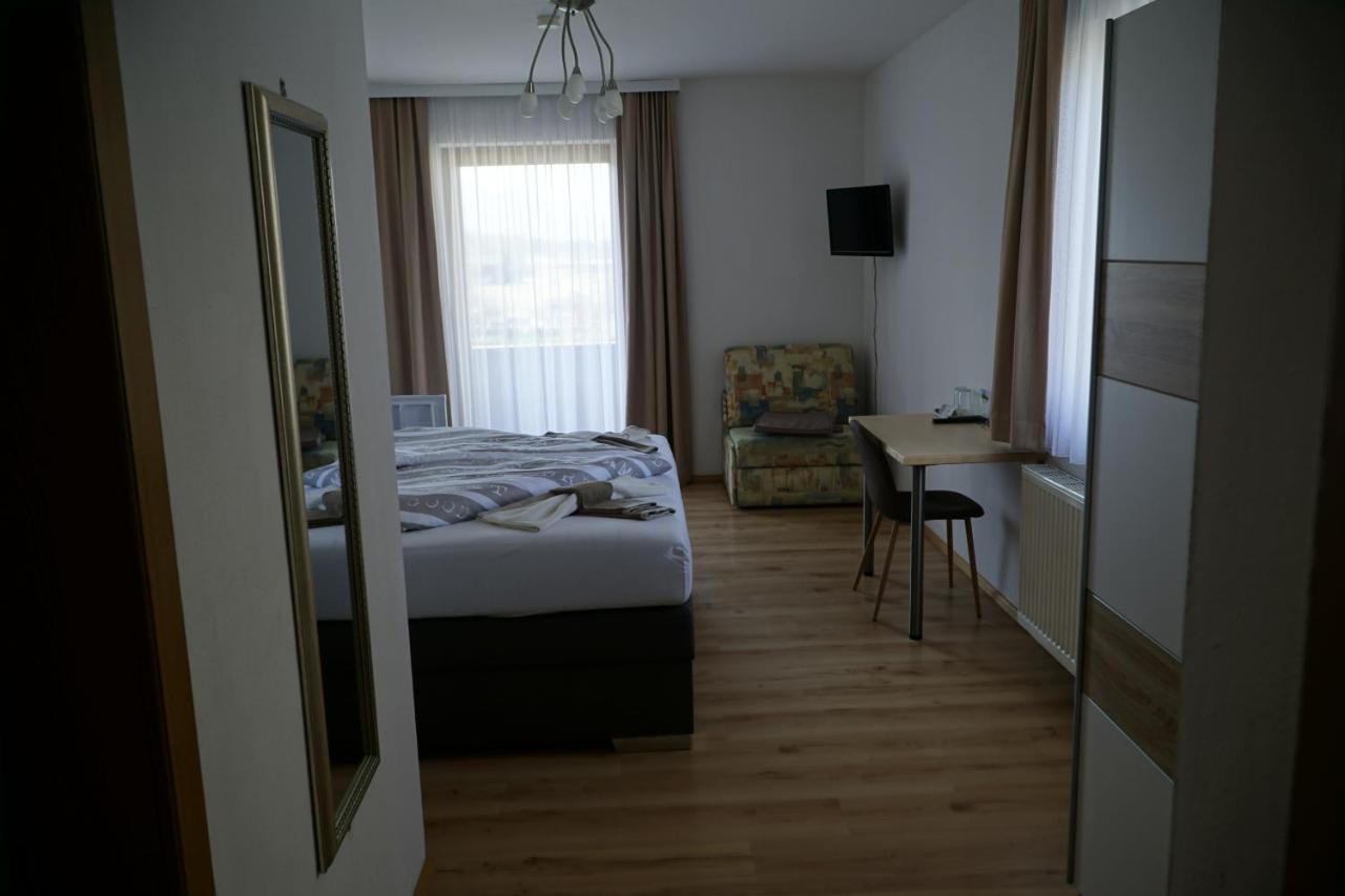 Pension-Ferienwohnung Rotar ファアーク・アム・ゼー エクステリア 写真