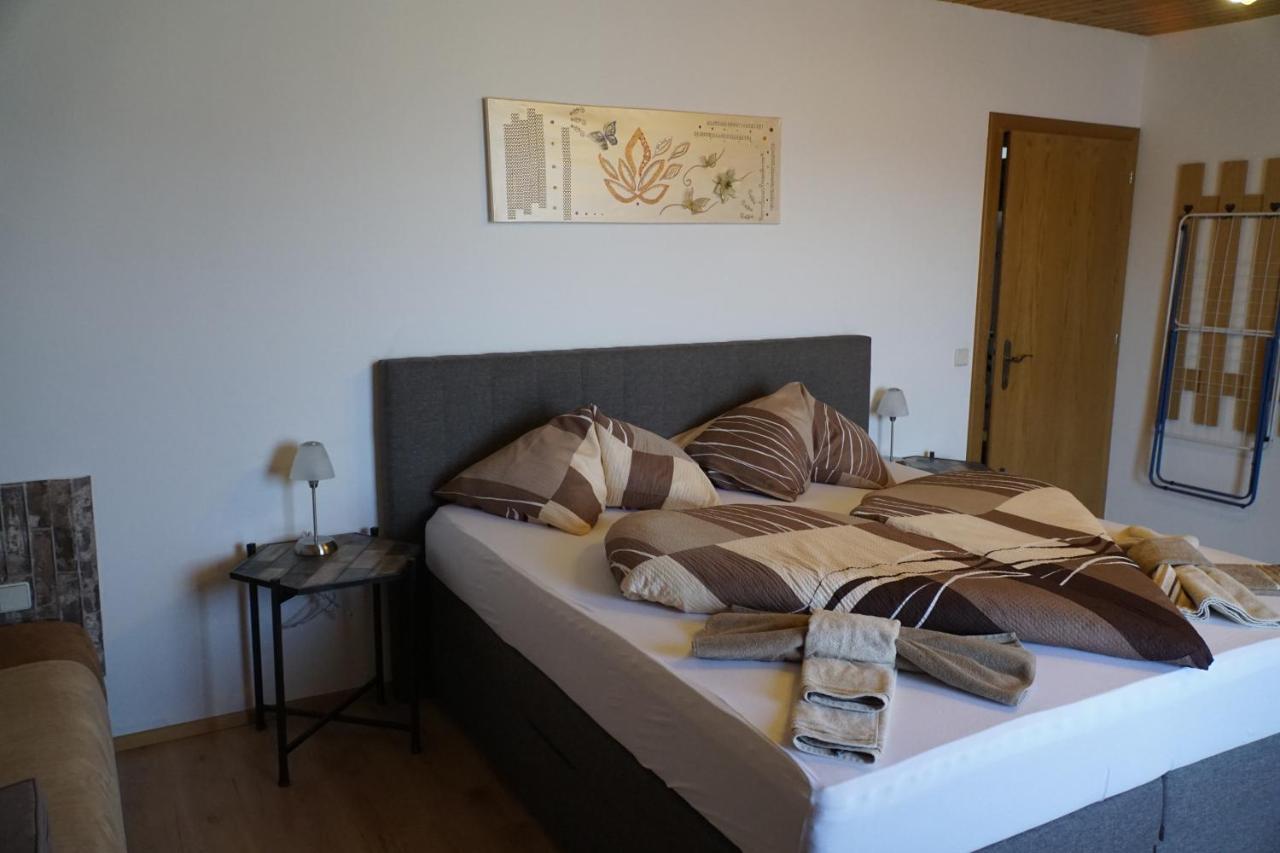 Pension-Ferienwohnung Rotar ファアーク・アム・ゼー エクステリア 写真