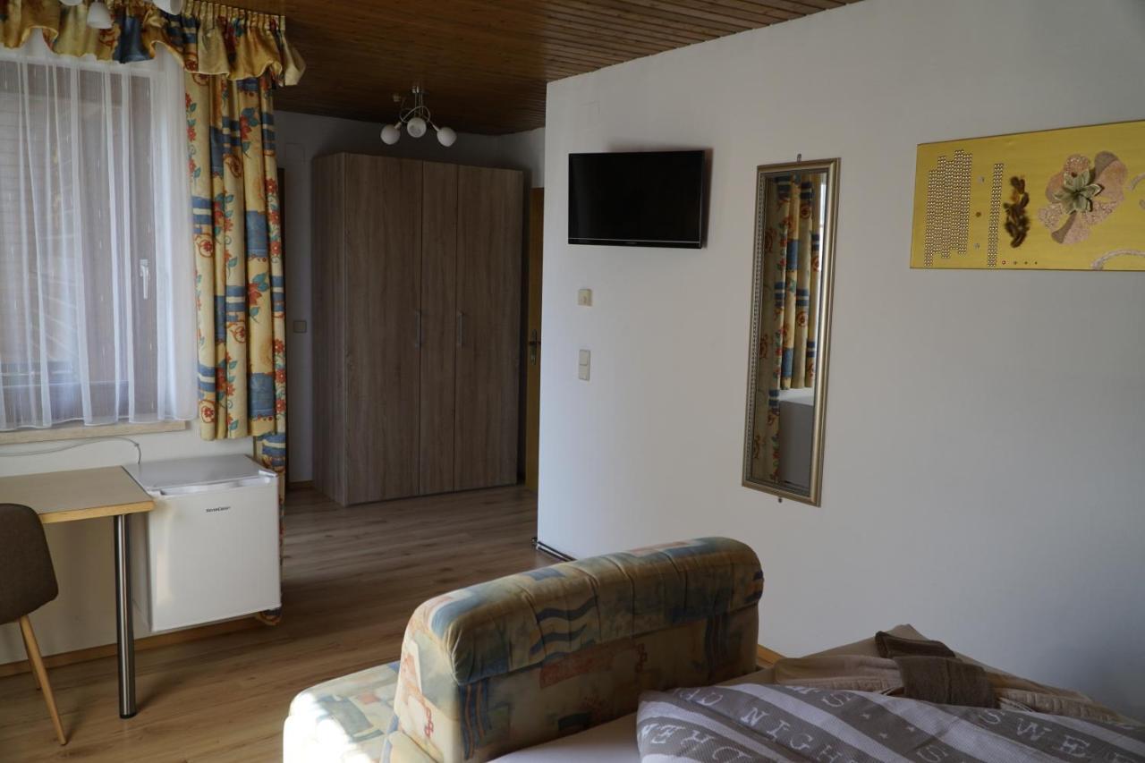 Pension-Ferienwohnung Rotar ファアーク・アム・ゼー エクステリア 写真