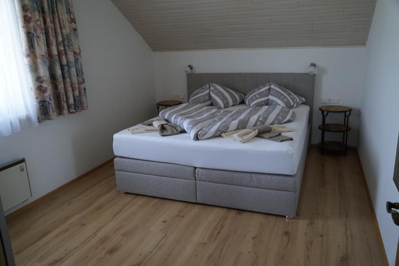 Pension-Ferienwohnung Rotar ファアーク・アム・ゼー エクステリア 写真