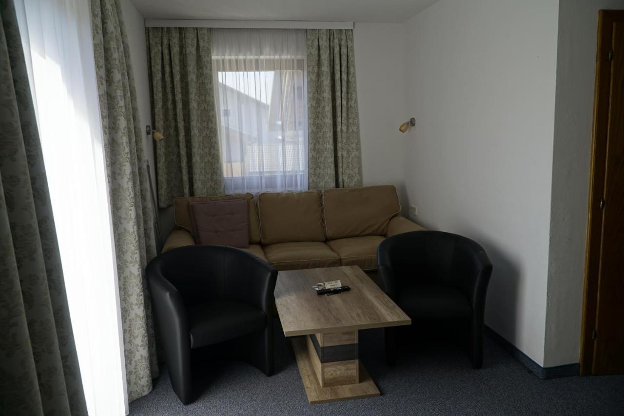 Pension-Ferienwohnung Rotar ファアーク・アム・ゼー エクステリア 写真