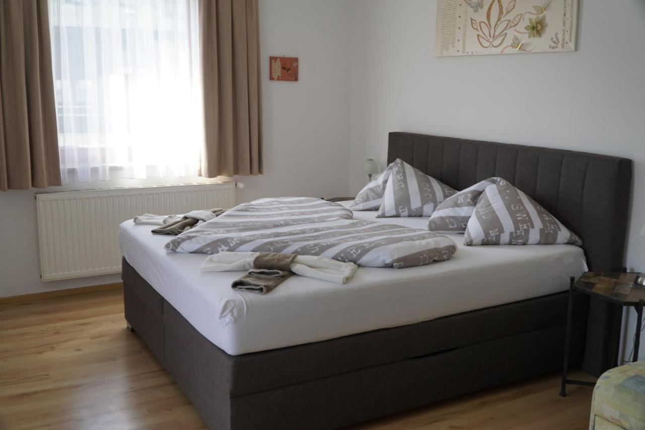 Pension-Ferienwohnung Rotar ファアーク・アム・ゼー エクステリア 写真