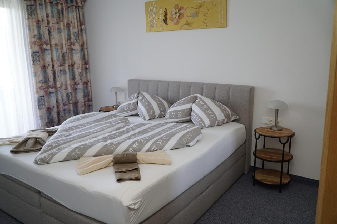 Pension-Ferienwohnung Rotar ファアーク・アム・ゼー エクステリア 写真