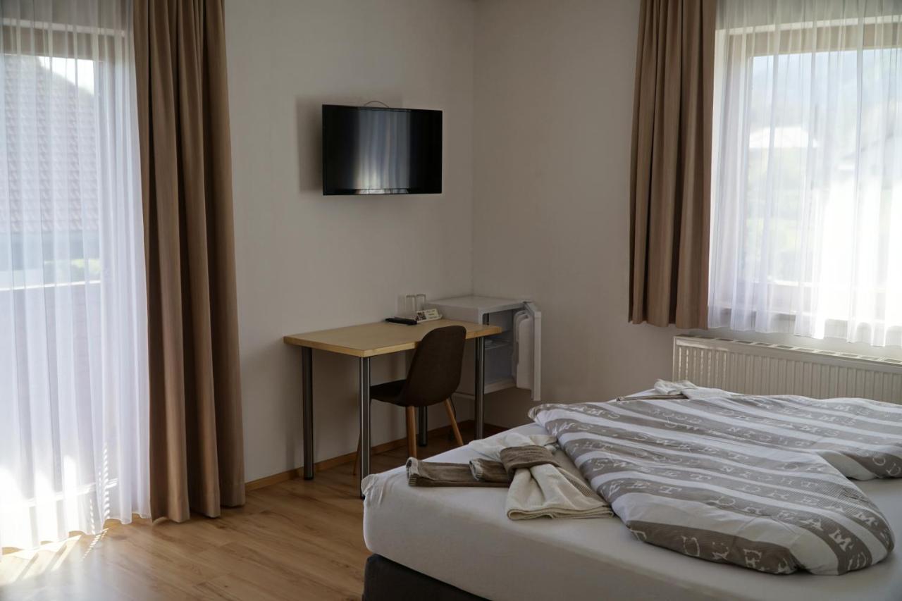 Pension-Ferienwohnung Rotar ファアーク・アム・ゼー エクステリア 写真