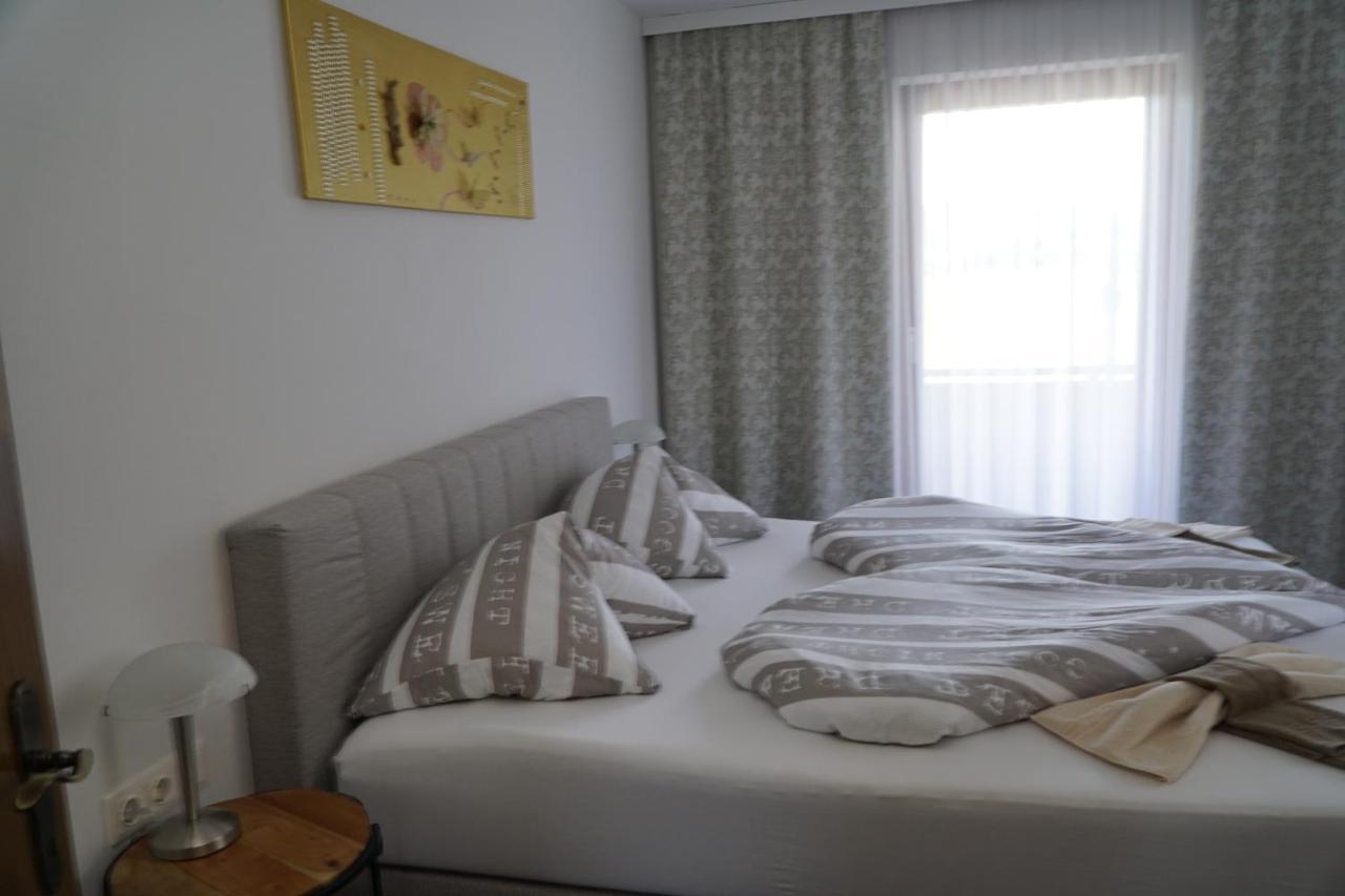 Pension-Ferienwohnung Rotar ファアーク・アム・ゼー エクステリア 写真